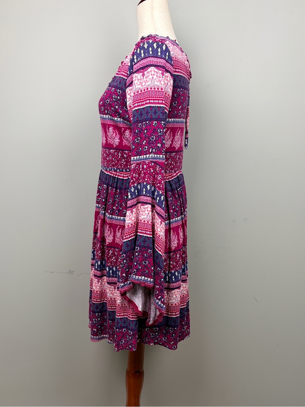 Bongo Boho Babydoll Dress Womens M Pink Paisley Bell Sleeve Keyhole Back - Picture 4 of 10